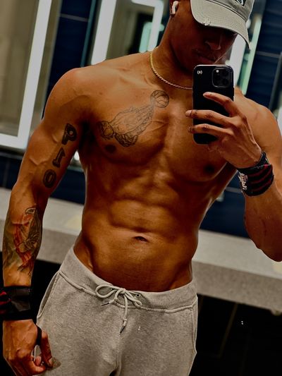 nicohoudinii profile