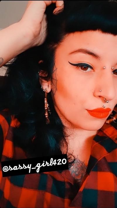 sassy_girl420 profile