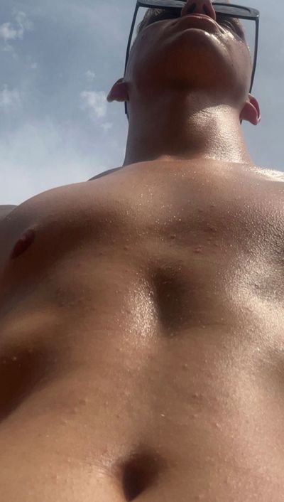 andrew🤤 thumbnail