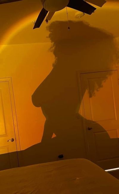 L I O N E S S thumbnail