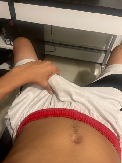 kennyhangs thumbnail