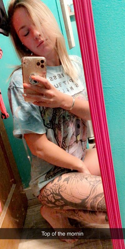 tattooedvixin profile