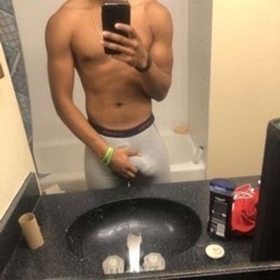 littl3freakss profile