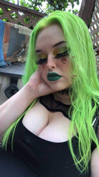 greenwitchgoth profile