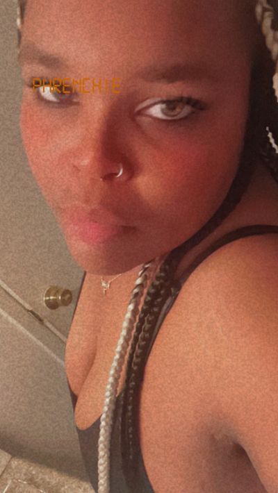 s0memeanwh0r3 profile