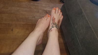 Serine feet thumbnail
