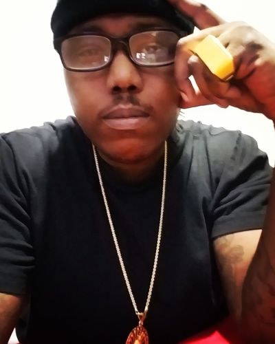 Mike daniels thumbnail