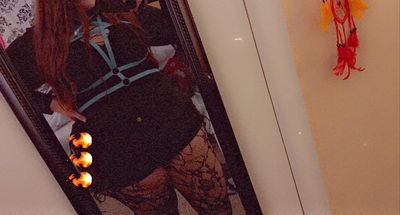 kaitywiththethickthighs thumbnail