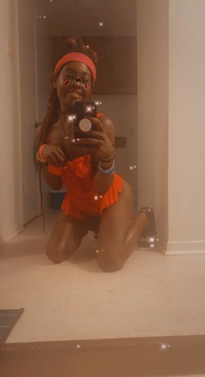 holly_thedancer profile