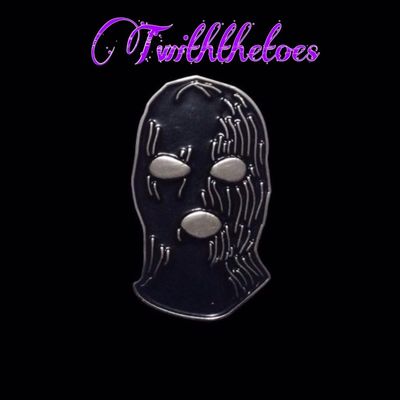 twithetoes profile