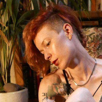 juniperlunafree profile