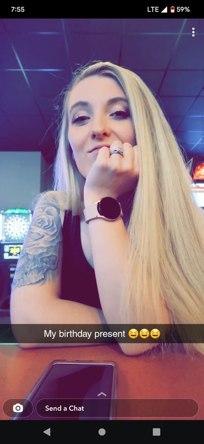 pawgwifeallison profile