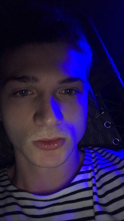 XanniePopper profile