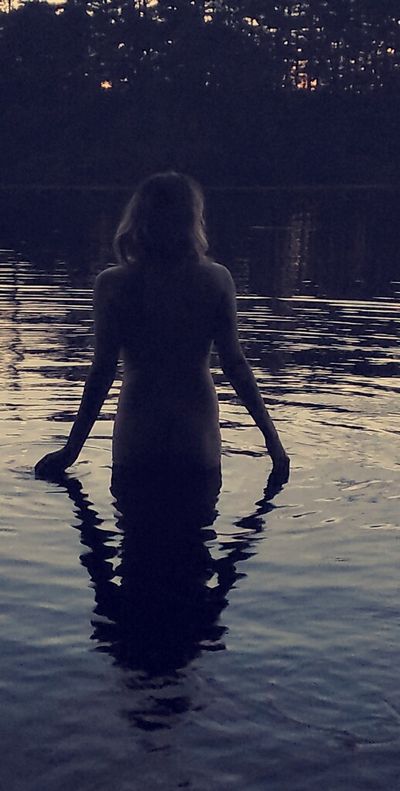 thenakedvirgo profile