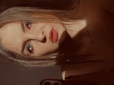 missmonika777 thumbnail