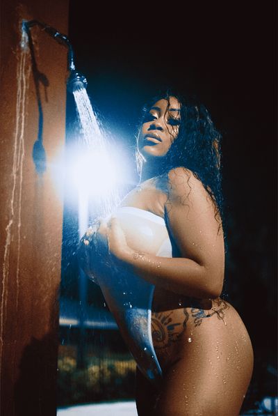 feetbynieceyy profile