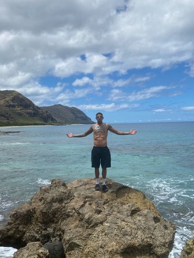 u168942438 thumbnail