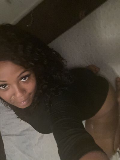 cocoaleoliving thumbnail