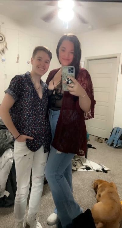 dani-allie-lgbtq thumbnail