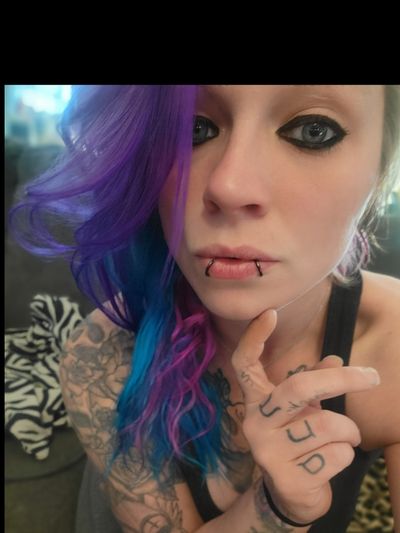 Livngdeadgrl91 profile
