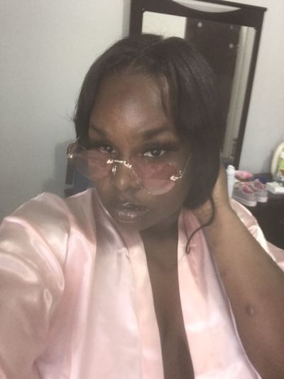 chocolatebaddienassty thumbnail