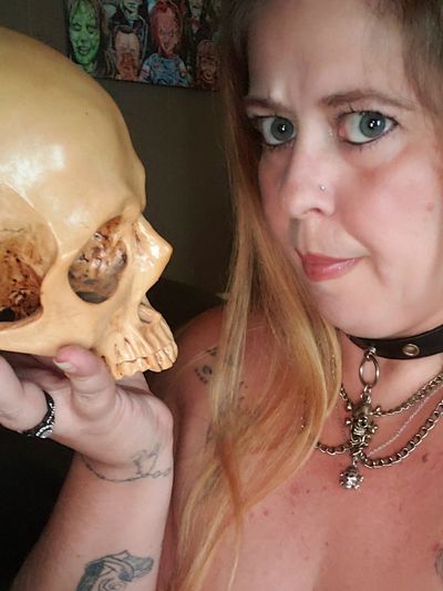 bettybonezer profile