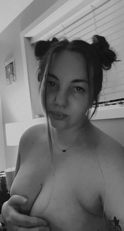 courtneyyyjane profile