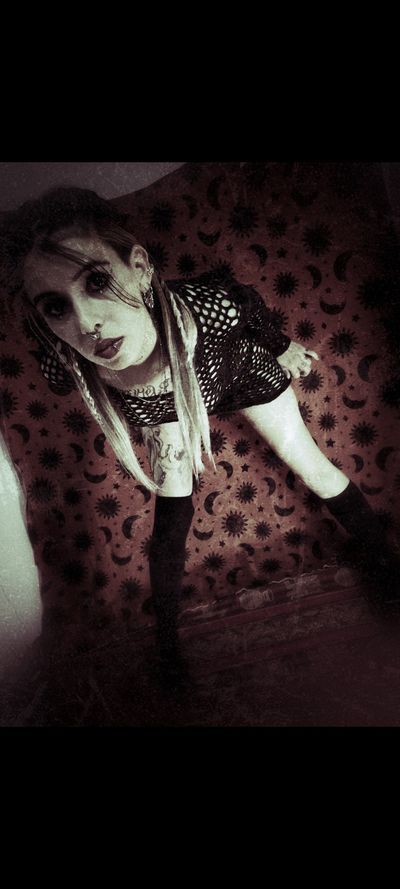 melblackstar profile