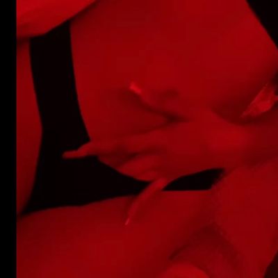 ittybittybutpretty thumbnail