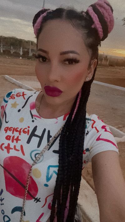 Chloe Boom 💎 thumbnail