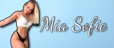 Mia Sofie (Danish influencer) thumbnail