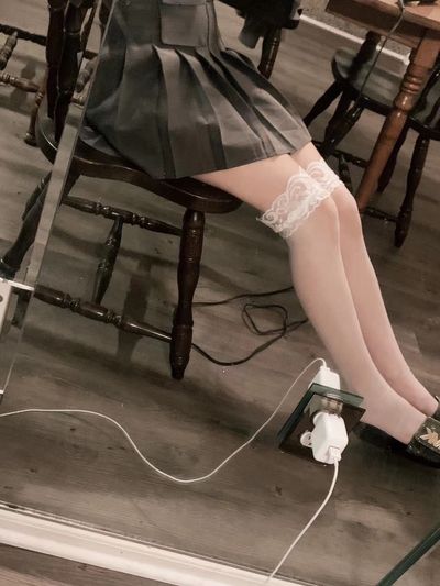 Your snow bunny girlfriend thumbnail