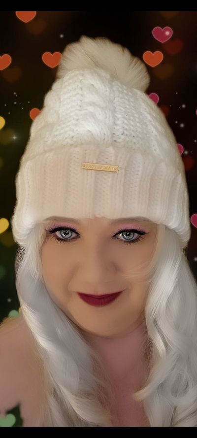 voluptuousathena profile