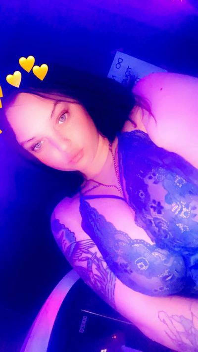 kinkyqueen977 profile