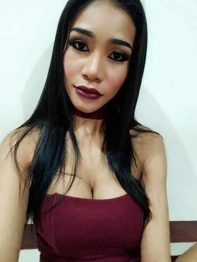 annieladyboyth1 thumbnail