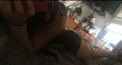 The Lesbian thumbnail