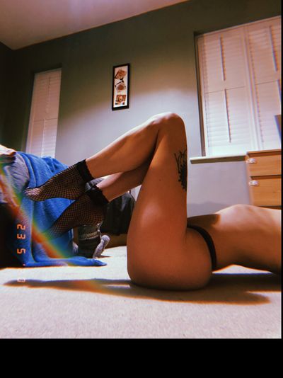 holymolylola profile