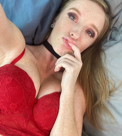 karlyscorner profile