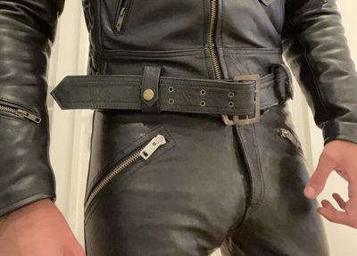 leathermasterm thumbnail