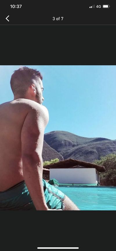 charlieaus thumbnail