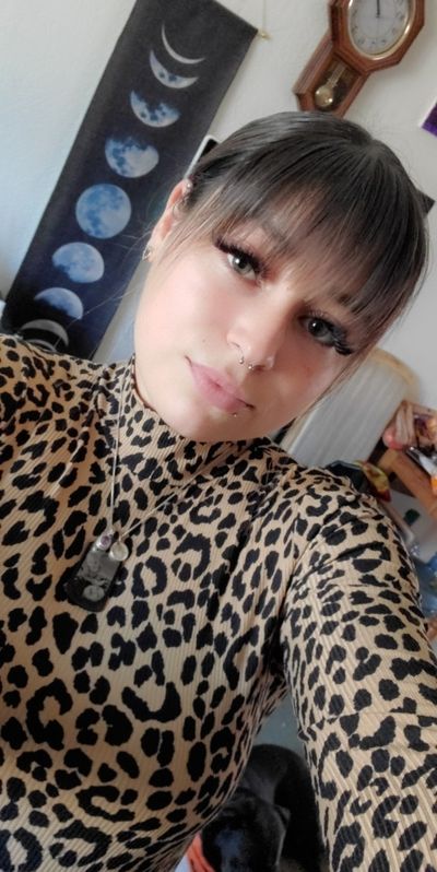 lilhotcheeto94 profile