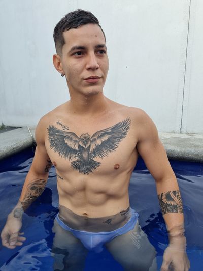 alexis_bayonna profile