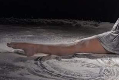 Clara sexy feet thumbnail