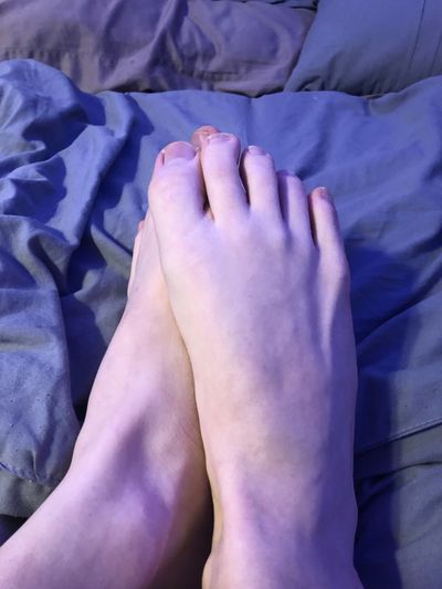 Feetpics! thumbnail