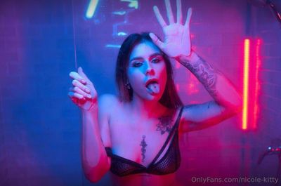 nickyringirl profile