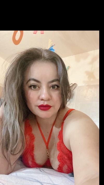 Nikole saurí profile