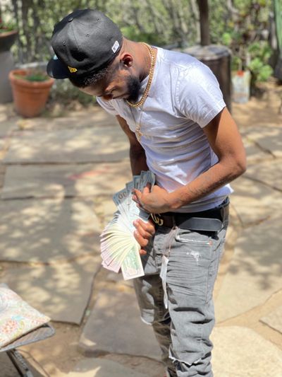 onbamerawithtesla profile