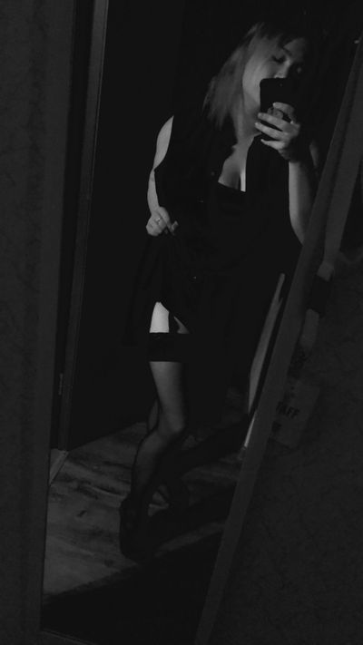 Alice in wonderlace profile