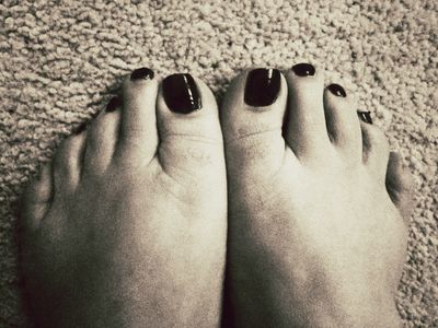 wickedlywidefeet thumbnail