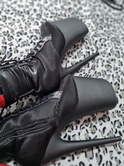 kittyklatsch thumbnail